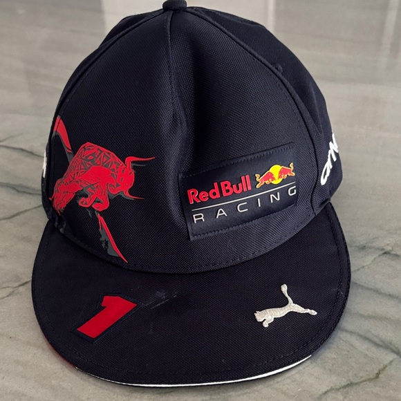 Red Bull Racing Formula One Team Cap - Picture 2 of 7
